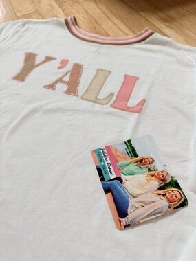 NEW White Long-Sleeve Graphic Tee with Pastel Y'ALL Print Country T-Shirt